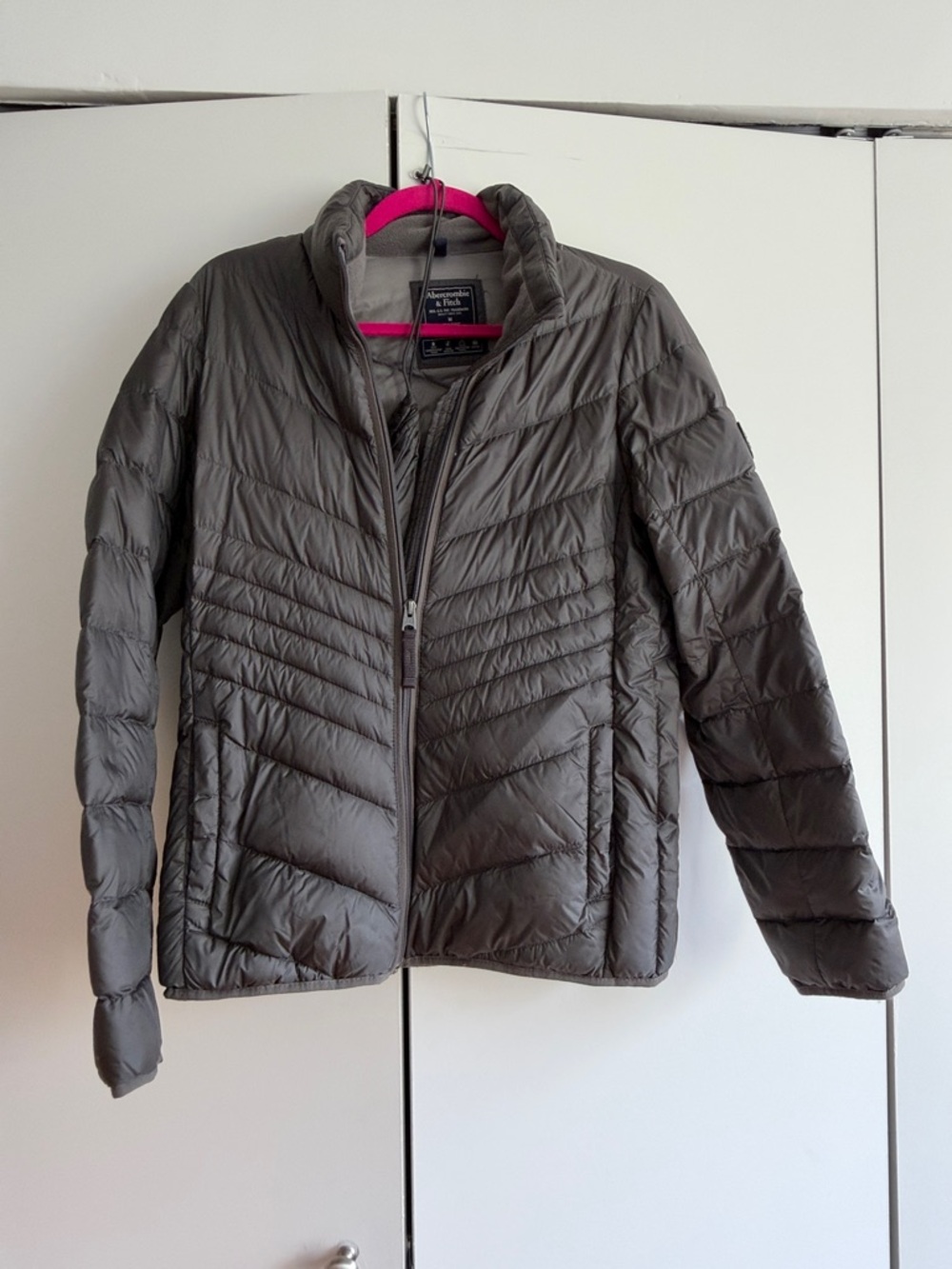 Abercrombie & Fitch Quilted Down Puffer Jacket - Gray